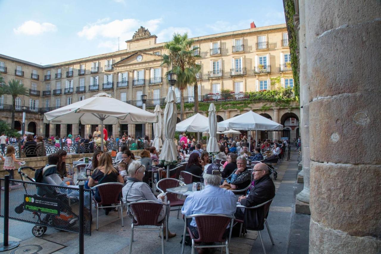 Plaza Nueva Habitaciones Bilbao Exterior photo