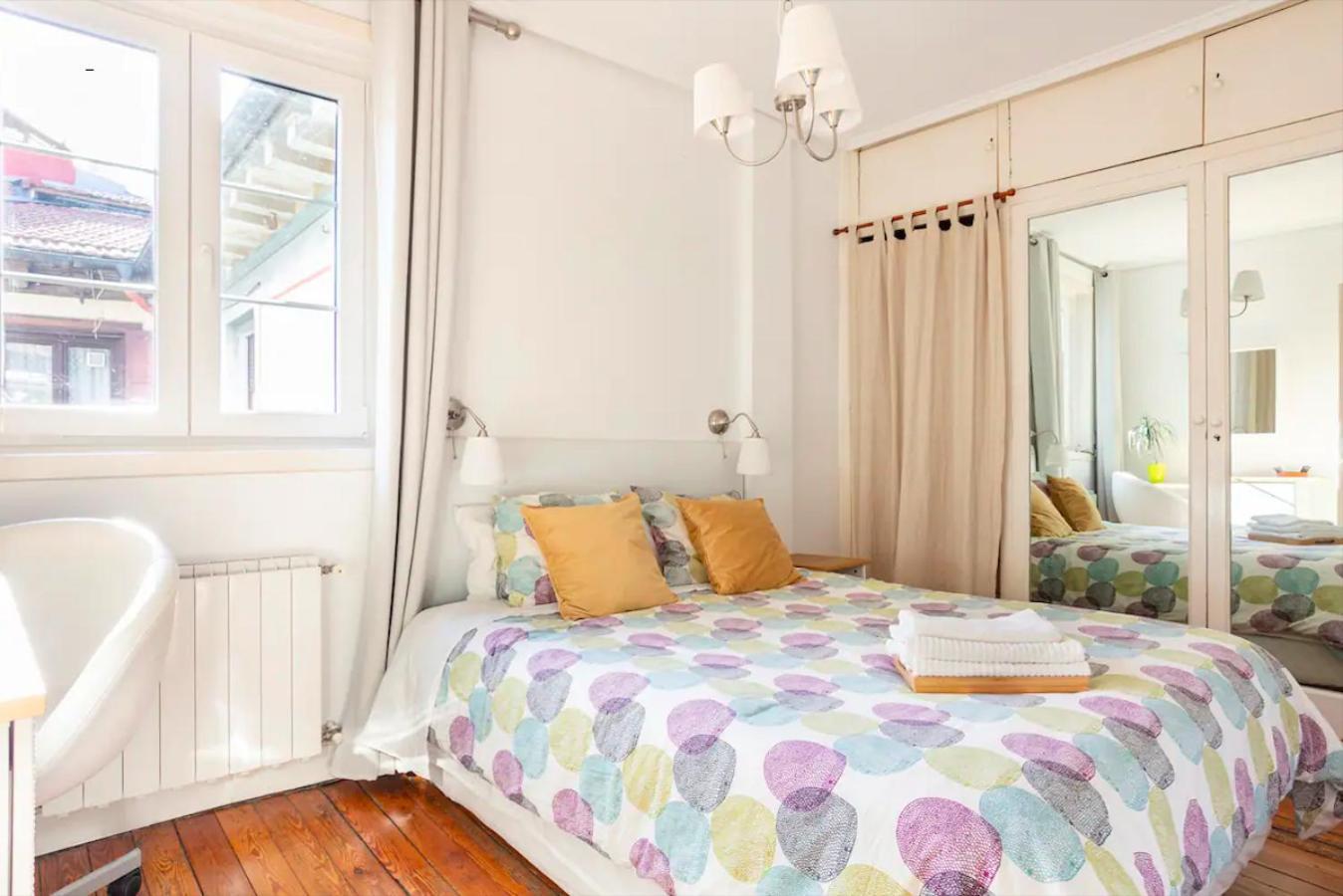 Plaza Nueva Habitaciones Bilbao Room photo